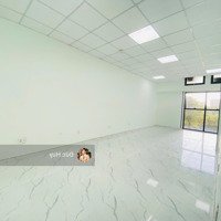 Bán Căn 50M2 Giá Bán 2Tỷ3 - Nội Thất Cơ Bản - Tầng Thấp View Thoáng Mát - Có Sẵn Hợp Đồng Thuê