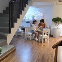 Bán Nhà Nguyễn Xiển Rue De Charme 168 M2 4 Tầng Giá Bán 65 Tỷ Siêu Vip Kinh Doanh Đại Thắng.