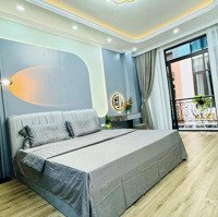 Nhỉnh 6Tỷ, Nhà Ngã Tư Sở, 37M2*5Tầng, Đầy Đủ Nội Thất, Ô Tô Gần, 30Mét Ra Phố