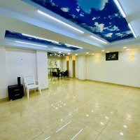 Cho Thuê Trệt + Lầu 1 Diện Tích 222M2 Đường Lớn Nhà Phố Hưng Gia - Phú Mỹ Hưng, Quận 7 Giá Bán 30 Triệu