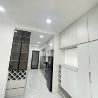 Cần Bán Căn Hộ Diamond Alnata 2 Phòng Ngủ 85M2, Bancon Hướng Đông Bắc, Full Nội Thất, Giá Tốt