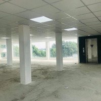 Mt Trường Chinh, P. 15, Q. Tân Bình. Dt: 5.6X20M Nh: 13M Kc: 7 Tầng. Hđt: 120 Triệu/Th. Giá: 32 Tỷ