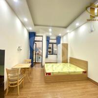 Studio ban công full nội thất gần đại học Luật, đại học Nguyễn Tất Thành