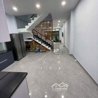 Kiếm Đâu Ra! Nhà Trung Tâm Lê Thị Bạch Cát, P11, Quận 11, Giá Bán 4,2 Tỷ/ 64M2 . 1 Trệt 2 Lầu. Shr