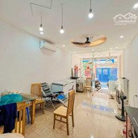 Bán Nhà 3 Tầng Tây Hồ - Giá Bán 5,5 Tỷ - 45M2 - Ô Tô Tránh - Kinh Doanh - 3 Ngủ - Full Nội Thất.