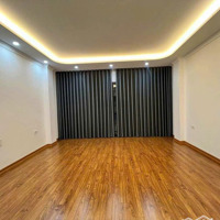 Hiếm! Cho Thuê Nhà Phố Văn Cao, Hoàng Hoa Thám. Ô Tô Đỗ Cửa. Đủ Đồ Cơ Bản. 70M2*2T. 2Pn; 10. 5 Triệu/Th