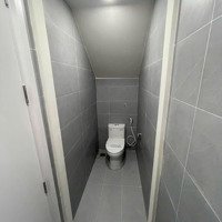 Bán Căn Hộ 120M2 Bỏ Ra 900M Nhận Nhà Ngay