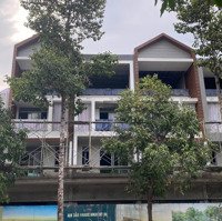 Cho Thuê Shophouse Nhà Phố Thương Mại (Miễn Phí Tiền Thuê 2 Năm Đầu)