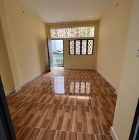 Nhà Nguyên Căn Lê Văn Sỹ Hxm 3,3X8M Trệt 2 Lầu 2 Phòng Ngủ 2 Vệ Sinh- 10, 5 Triệucó Thương Lượng- 0339668168 Xem Nhà Ngay