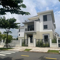 Cần Bán Căn Biệt Thự Đơn Lập 300M2 Đối Diện Clubhouse Giá Bán 15,4 Tỷ