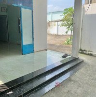 Cho Thuê Nhà Ở Sân Vườn Hoặc Kho Xưởng P Cát Lái Q2 360M2, 10 Triệu Đường Xe Tải 0902966926