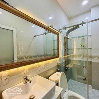 Khu Phân Lô, Ô Tô Ngủ Trong Nhà, Vị Trí Đẹp- Kết Cấu 1 Trệt 1 Lửng 3 Lầu Sân Thượng. 54M2