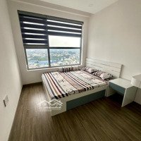 Căn Hộ Tầng Cao View Tp.mới Full Nội Thất Cao Cấp . Tặng 1 Năm Pql Chính Chủ 0938345154