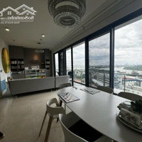 Bán Một Căn Penthouse View Sông Sang Trọng, Có Phòng Gym, Hồ Bơi Lớn. Liên Hệ: 0706679167