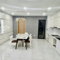 Bán Căn Hộ 2 Ngủ 71M2 Cực Thoáng Mát, View Công Viên Cầu Giấy, Sẵn Sổ Đỏ, Nội Thất Cơ Bản Đầy Đủ