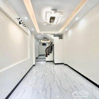 Siêu Phẩm Ô Tô Đỗ Ngay Cửa, S: 42M2* 4 Tầng, Vị Trí Sát Đại Lộ, Có Sân Chơi, Hồ Điều Hòa