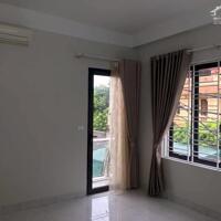 Cho thuê nhà riêng 4 tầng Ngọc Thụy, Long Biên. 100m/ sàn. Giá: 21 triệu/tháng. Lh: 0984.373.362