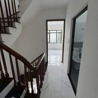 Bán Căn 35M2X4T, Đồng Nhân, Mặt Kinh Doanh, Oto Đậu Cửa, Ra Penika Tố Hữu 5 Phút Đi Xe