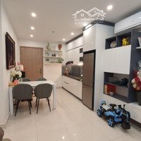 Chính Chủ Cho Thuê 2 Phòng Ngủ 65M2 Nội Thất Cao Cấp Tại Vinhomes Smart City Liên Hệ: 0968 714 626