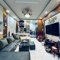 Gấp Gấp Bán Nhà Đầu Phố Tân Khai .Hàng Xóm Time City . Nội Thất Đỉnh .Diện Tích: 33,9M2 . Chỉ : 3,2 Tỷ