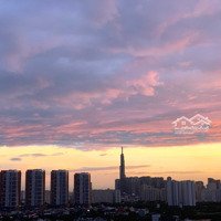 Tin Thật - Hình Thật: Bán Căn 2 Phòng Ngủ Tháp Cruz Tầng Cao View Landmark Giá Bán 7,2 Tỷ Thương Lượng