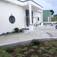 Bán Nhà 300M2 Có Sân Vườn , Mặt Tiền Kênh Tập Đoàn Phường Phú Tân , Tp Bến Tre