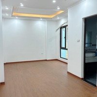 Bán Nhà Ngõ 236 Đại Từ, 5 Tầng ,Mặt Tiền6 Mét, Nhà Mới Thoáng Sáng, Giá Bán 6.2 Tỷ