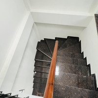 Siêu Phẩm Nguyễn Khang, Kinh Doanh Sầm Uất, Toà Văn Phòng Rất Hiếm Có, 64M2 X 8 Tầng, 33.5 Tỷ