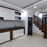 Nhà Mới - Vị Trí Đẹp - Hàng Xóm Tđc Tứ Hiệp ,