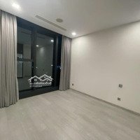 Vinhomes Golden River Ba Son Quận 1 Tphcm. 50M2 - 1 Phòng Ngủ- 1 Vệ Sinh- Cho Thuê 17 Triệu/Tháng