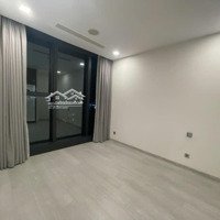 Vinhomes Golden River Ba Son Quận 1 Tphcm. 50M2 - 1 Phòng Ngủ- 1 Vệ Sinh- Cho Thuê 17 Triệu/Tháng