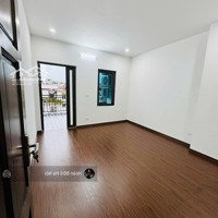 Bán Nhà Xây Mới Sát Phố Minh Khai, 32M2 5 Tầng, Ngõ Thông 2 Đầu Chỉ 5.78Tỷ.