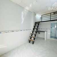 Duplex Siêu Rộng - Ngay Ngã Tư Hàng Xanh - Full Nội Thất - Đi Bộ Hutech, Ftu2