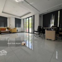 Bán Biệt Thự 39 Tỷ Tại Phường Tân Phong, Quận 7, Hồ Chí Minh