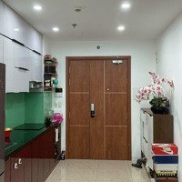 Sống Tiện Nghi Tại Hoàng Cầu Skyline - Căn 2N2Vs Chỉ 17 Triệu!