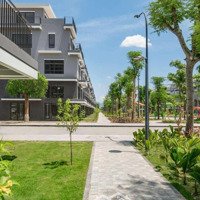 Duy Nhất. Căn Nhà Phố Đại Lộ Âu Cơ - The Plaza Giá Chỉ 6.8 Tỷ