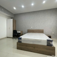 Tôi Cần Cho Thuê Căn Studio Sunrise City North , 40M2, Full Nội Thất , Giá: 10/Th. Liên Hệ: 0762 318006