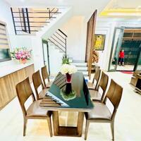 Bán nhà riêng đường Tây Mỗ - Nam Từ Liêm, Ô TÔ đỗ cổng, mặt tiền quyền lực 3.8m, giá 4.95 tỷ.