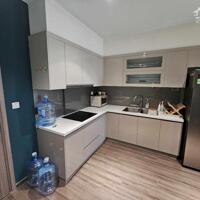 Cho thuê căn hộ Vinhomes Riverside 3PN Full đồ cực đẹp.