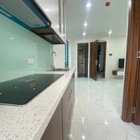 Cực Hiếm - Siêu Đẹp - Nhà Phân Lô Nguyễn Hoàng -Thang Máy - 70M2 X 8 Tầng - 12 Phòng Ngủ- Giá Bán 24.5 Tỷ