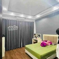 Bán Nhà Nguyễn Văn Cừ 66M2 Gara Oto 7 Chỗ