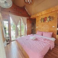 SANG NHƯỢNG HOMESTAY SÂN VƯỜN HẺM Ô TÔ HÙNG VƯƠNG PHƯỜNG 9 ĐÀ LẠT, 18PN FULL NỘI THẤT GPKD PCCC, TỔNG 150TR (30TR/THÁNG), LH 0888-113-882