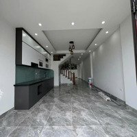 Rẻ Nhất Đại Thành.nhà 3 Tầng*40M2, Ngõ Rộng Ô Tô Đỗ Cửa.vị Trí Đắc Địa Có Thể Kinh Doanh. Giá Bán 2,9 Tỷ