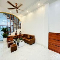 10.5 Tỷ Phân Lô Nguyễn Khang Ôtô Qua Nhà 42M2 Ngõ Thông Kd Mới Ở Luôn Liên Hệ: 0967 064 765