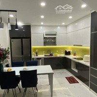 Nhà Mới Đẹp Đầy Đủ Công Năng - Trung Tâm Quận Hai Bà Trưng - Giá Quá Hiếm