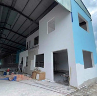 Cho Thuê Xưởng 2.700M2 Tại Tân Uyên