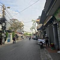 Bán nhà lô góc mặt đường Chợ Hàng,mặt tiền khủng siêu đẹp.