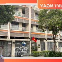 [Vạn Phúc City] Tìm Chủ Sở Hữu Nhà Full Nội Thất 5X22M Nằm Trên Cung Đường Có Trung Tâm Thương Mại