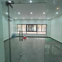 Cho Thuê Sàn Văn Phòng 90M2/Tầng, Sàn Đã Ngăn Kính Cường Lực, Vào Sử Dụng Ngay