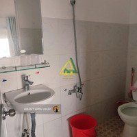 Cho Thuê Mặt Tiền Và Home Huyền Trân Công Chúa P4 Mặt Tiền Kd Và 8 Phòng Ngủ 7 Wc. 300M2 / 25 Triệu